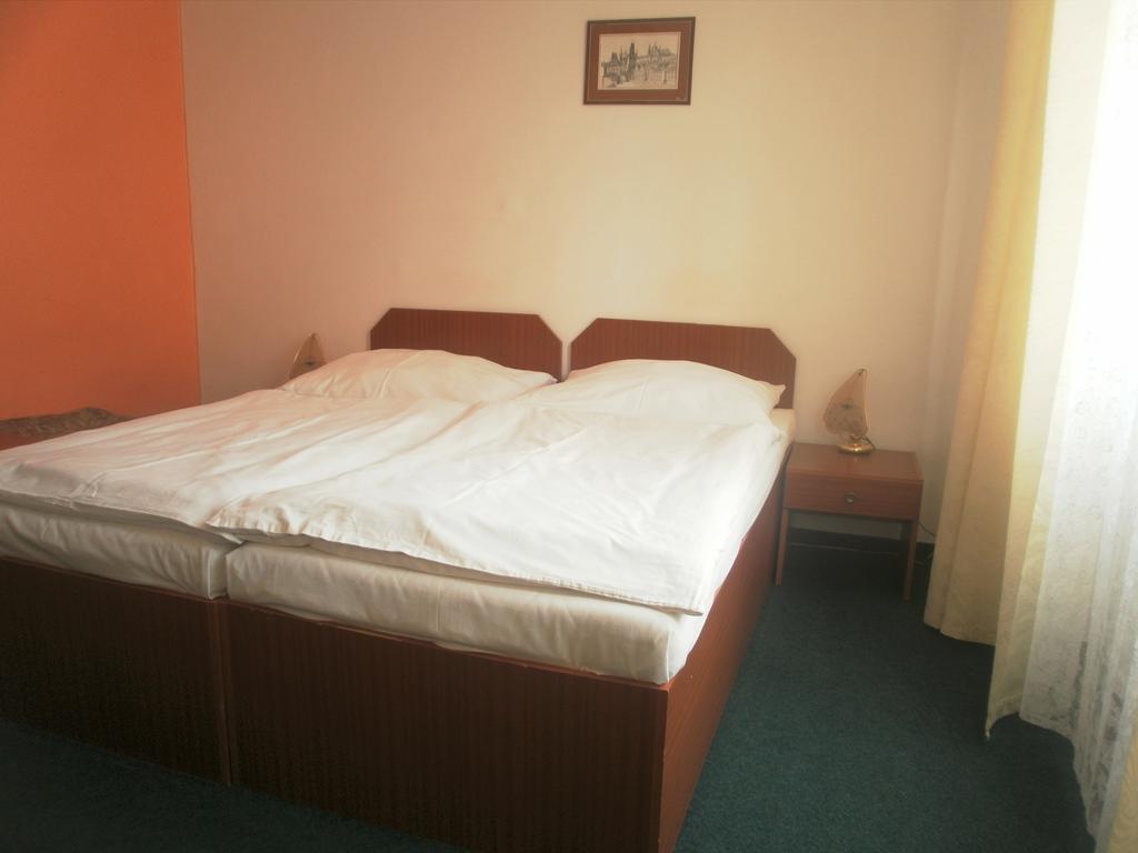 Hotel U Sladku Praha Rom bilde
